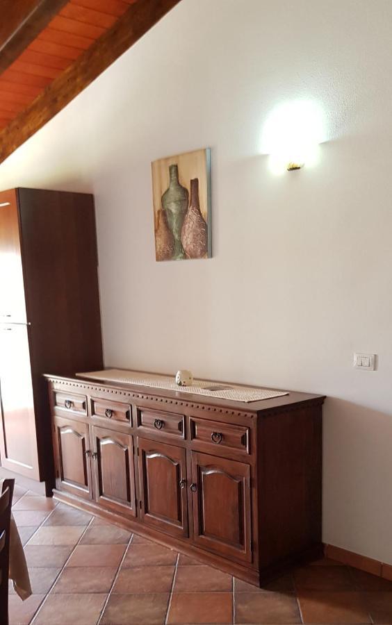 לינה וארוחת בוקר SantʼAntìoco Bed & Breakfast S' Accorru מראה חיצוני תמונה